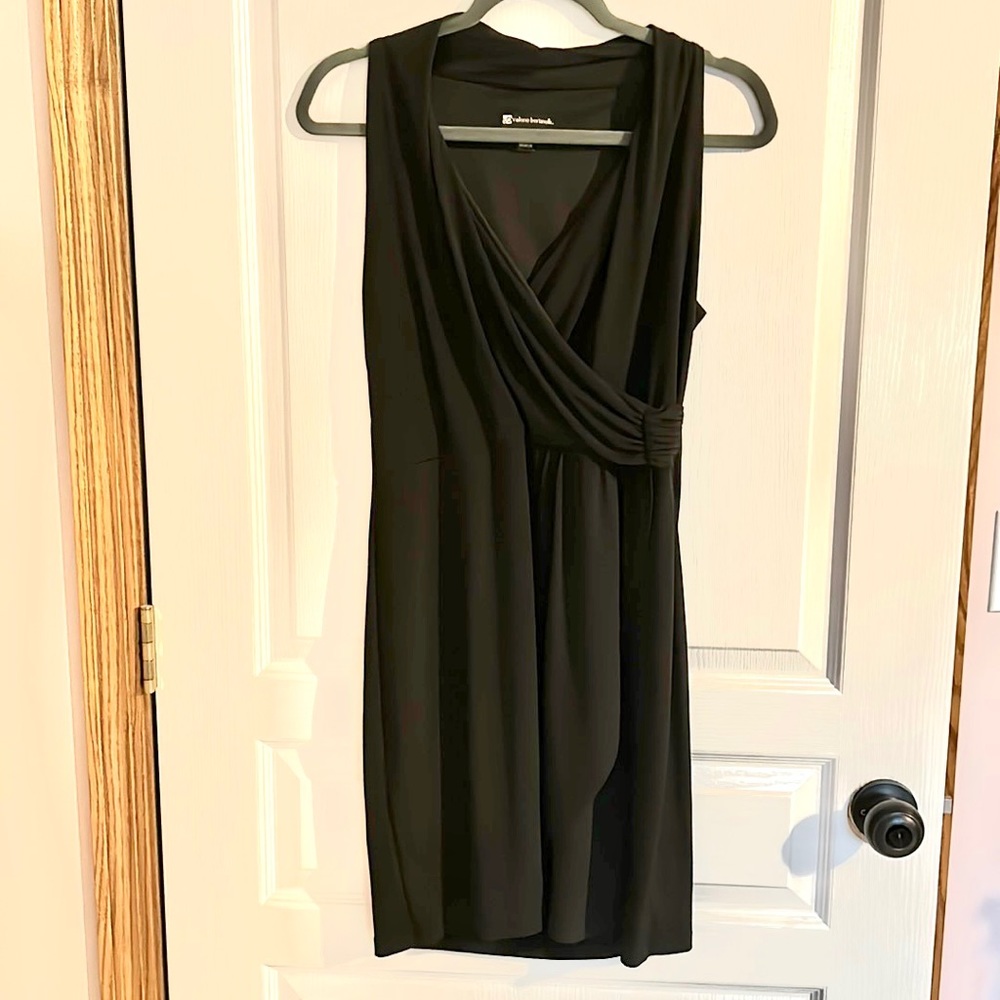 Valerie Bertinelli Women's Faux Wrap Stretch Dress Black Sleeveless  Size 10